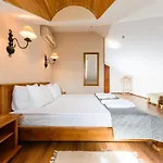 Bogolvar Retreat - для усамітнення 