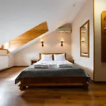 Bogolvar Retreat - для усамітнення 