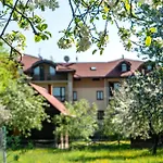 ホテル Bogolvar Retreat - для усамітнення 