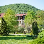 Bogolvar Retreat - для усамітнення 