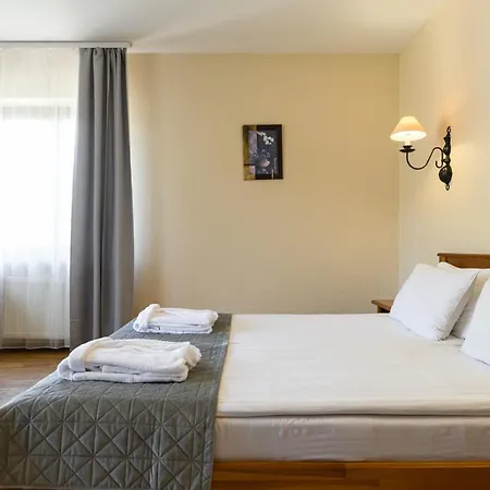 Hotel Bogolvar Retreat 3*