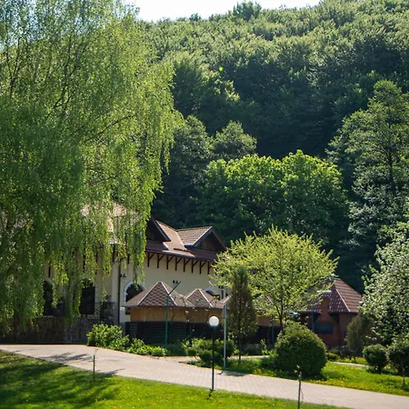 Bogolvar Retreat - для усамітнення 