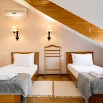 Bogolvar Retreat - для усамітнення 